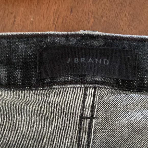 J Brand Cut Off Jeans - Picture 3 of 5